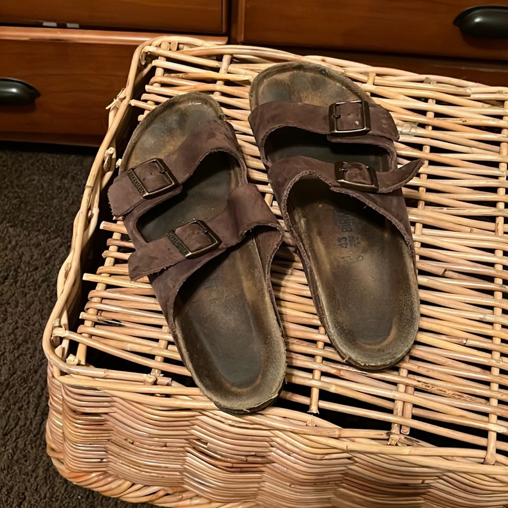 Brown size 43 Birkenstocks
